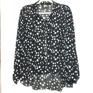 Body Central Blk/White Dots High Lo L/S Blouse